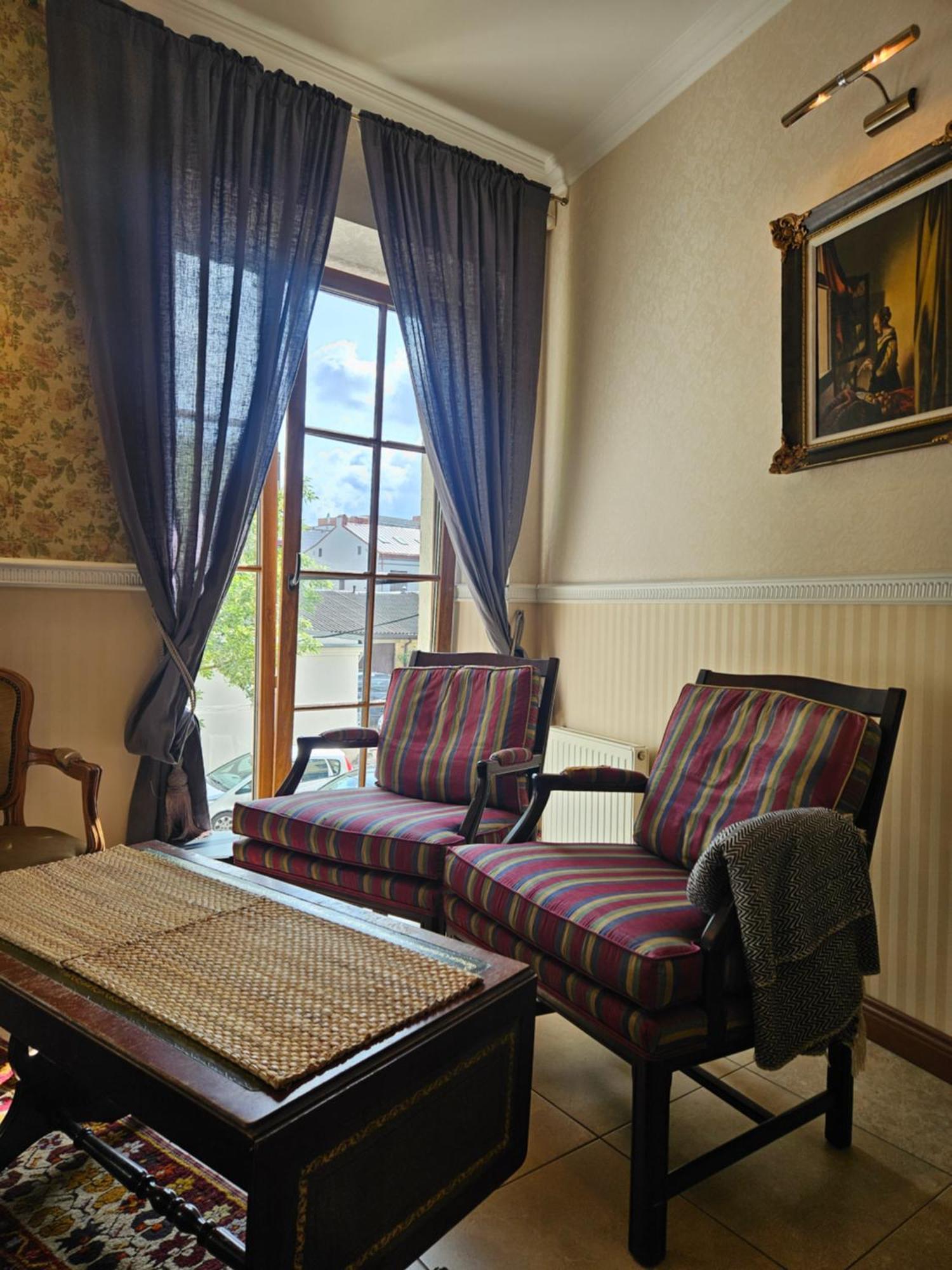 Barrister'S Apartments With Fireplace Šiauliai Exterior foto